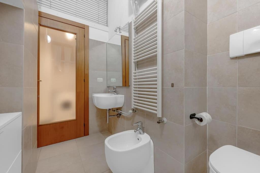 Homely Flat St Lorenzo Milan Luaran gambar
